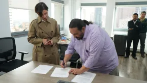 Recibimos a Juan Pablo Sandoval Castaño, quien fue designado por la ministra de Agricultura y Desarrollo Rural,  @MCarvajalinoV , para liderar nuestra entidad. Recibimos a Juan Pablo Sandoval Castaño, quien fue designado por la ministra de Agricultura y Desarrollo Rural,  @MCarvajalinoV , para liderar nuestra entidad.