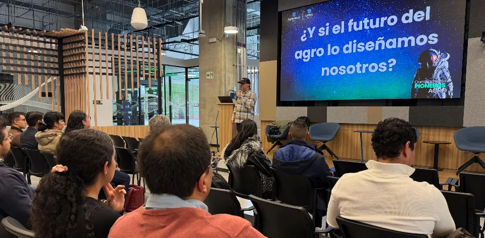 La inteligencia artificial impulsa soluciones para el sector agropecuario en el Campamento Pioneros 2025 La inteligencia artificial impulsa soluciones para el sector agropecuario en el Campamento Pioneros 2025